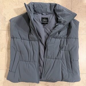 ALO Yoga Puffer Vest